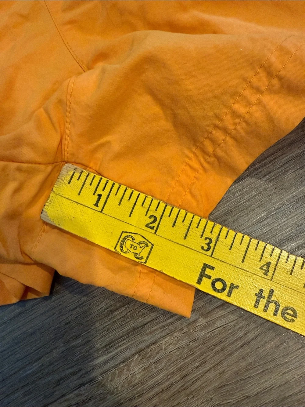 Columbia Sandy River Shorts Womens Size L in Orange Nylon Hiking Athletic